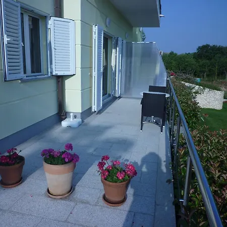 Apartment Simfonija *